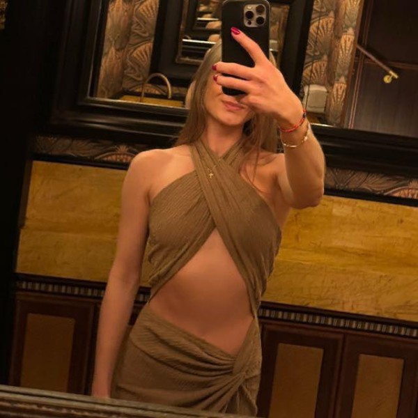 SEXY BRASILEÑA MUY SENSUAL FIESTA EN CALAFELL