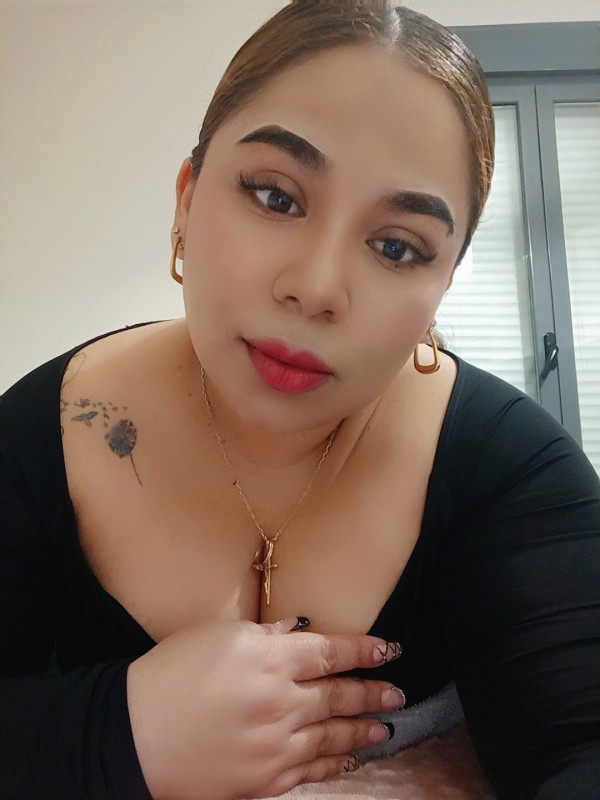 Una mujer cachonda ardiente