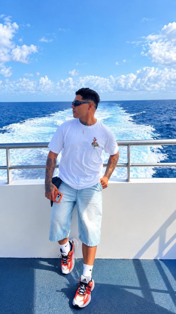 Moreno latino VERSATIL XL COMPLACIENTE