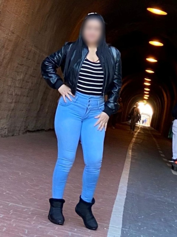 ✯ ✯ BOMBA COLOMBIANA DE 30 AÑOS RECIÉN LLEGADA A FERROL ✯ ✯