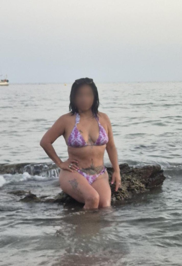 DELICIOSA LUJURIOSA IMPLICADA CACHONDA COMPLACIENT
