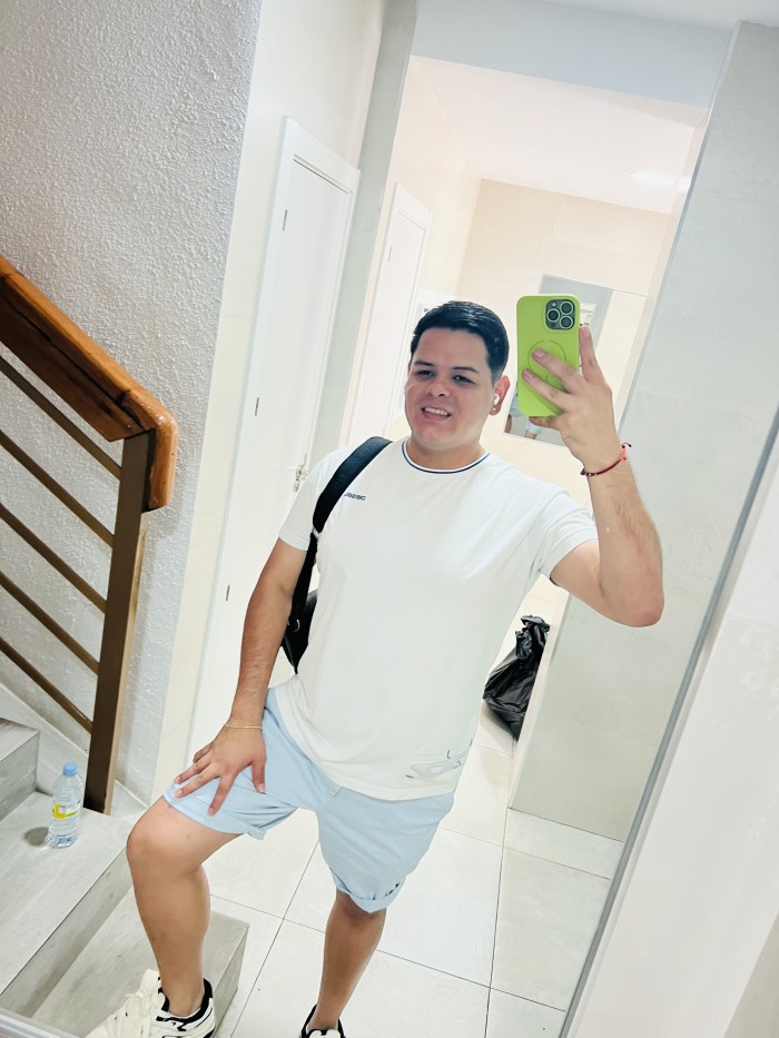CHICO COLOMBIANO MUY FUARRO Y CACHONDO