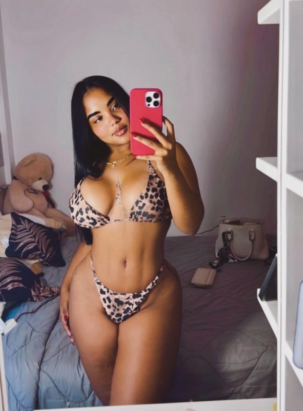 CATA BELLA LATINA EN ZAIDIN