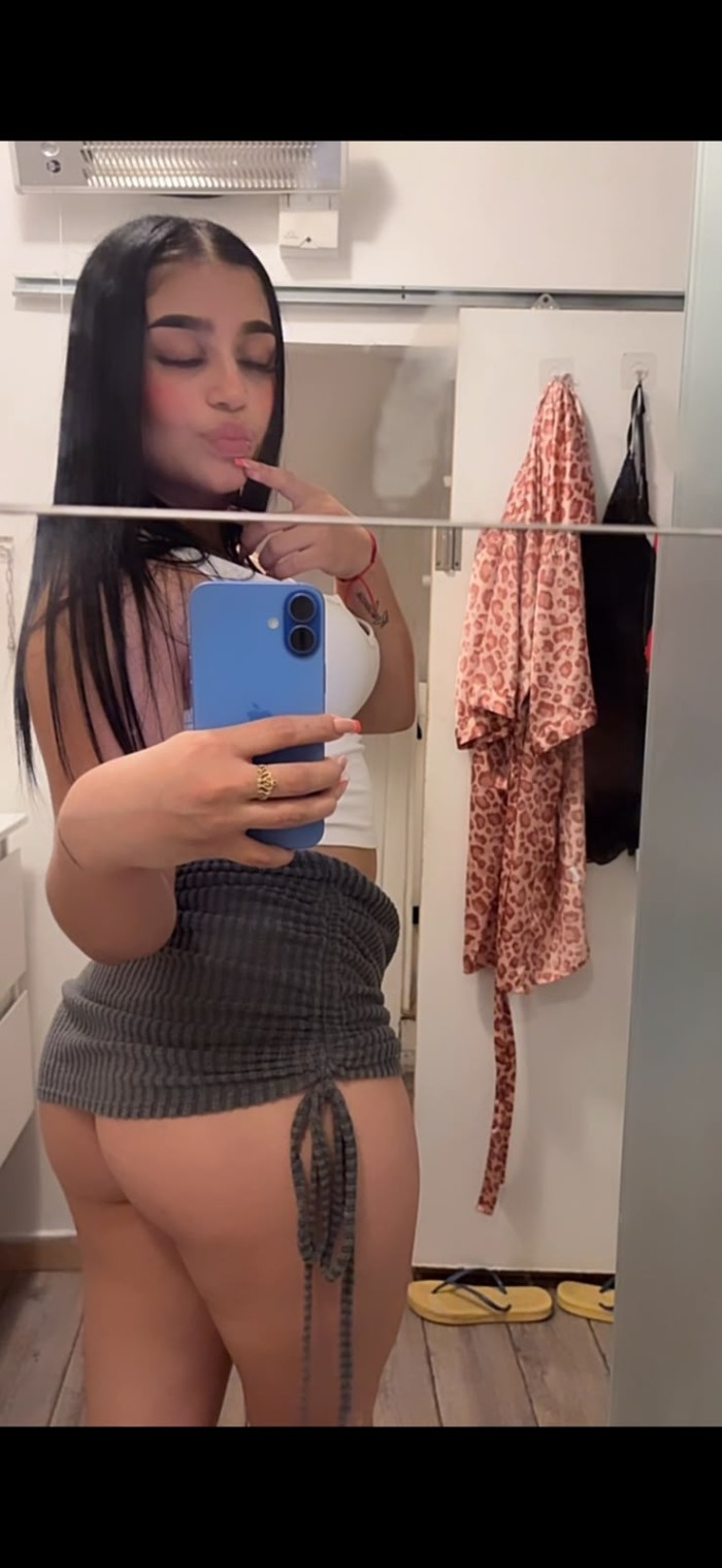 COLOMBIANA RICA Y FIESTERA