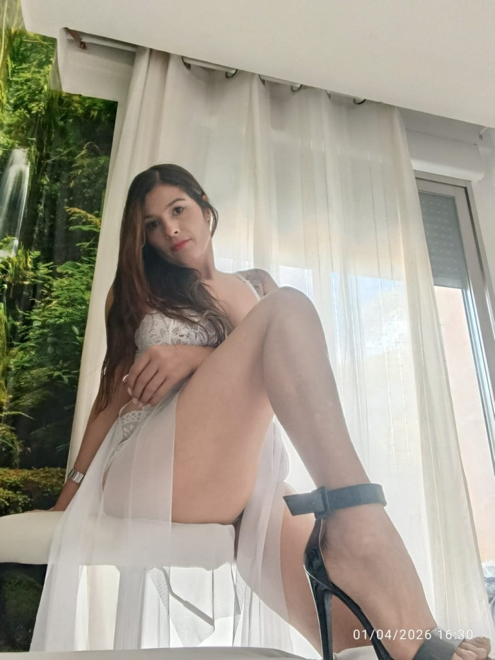 JOVEN RICA VEN Y HACEMOS UN GRIEGO DELICIOSO AMOR