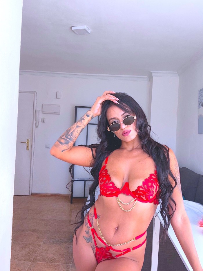 ARDIENTE Y SENSUAL COLOMBIANA EN VALENCIA