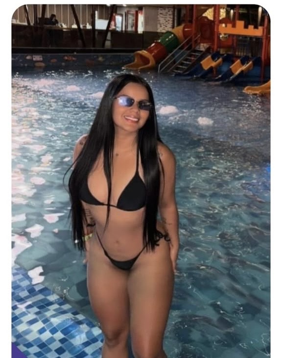Chica cariñosas y morbosa