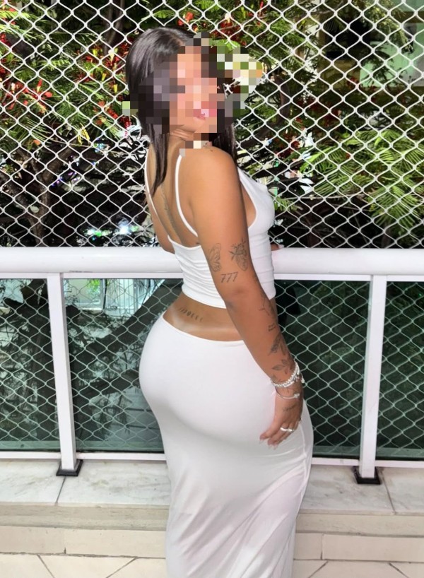 DANIELA, Explosiva ESPAÑOLA de 19 años – PLACER si