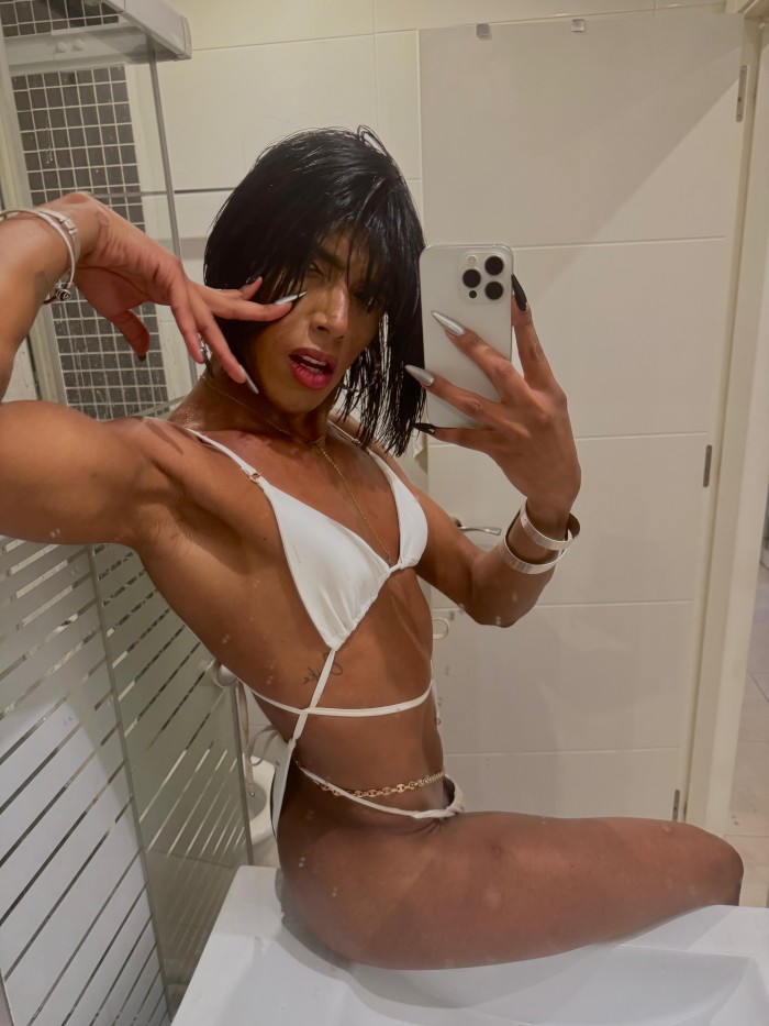 JOVEN trans super caliente y morbosa con ganas!!!!