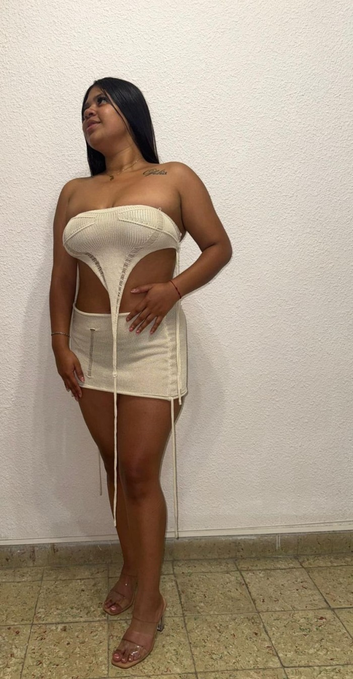CARIÑOSA Y CHUPONA