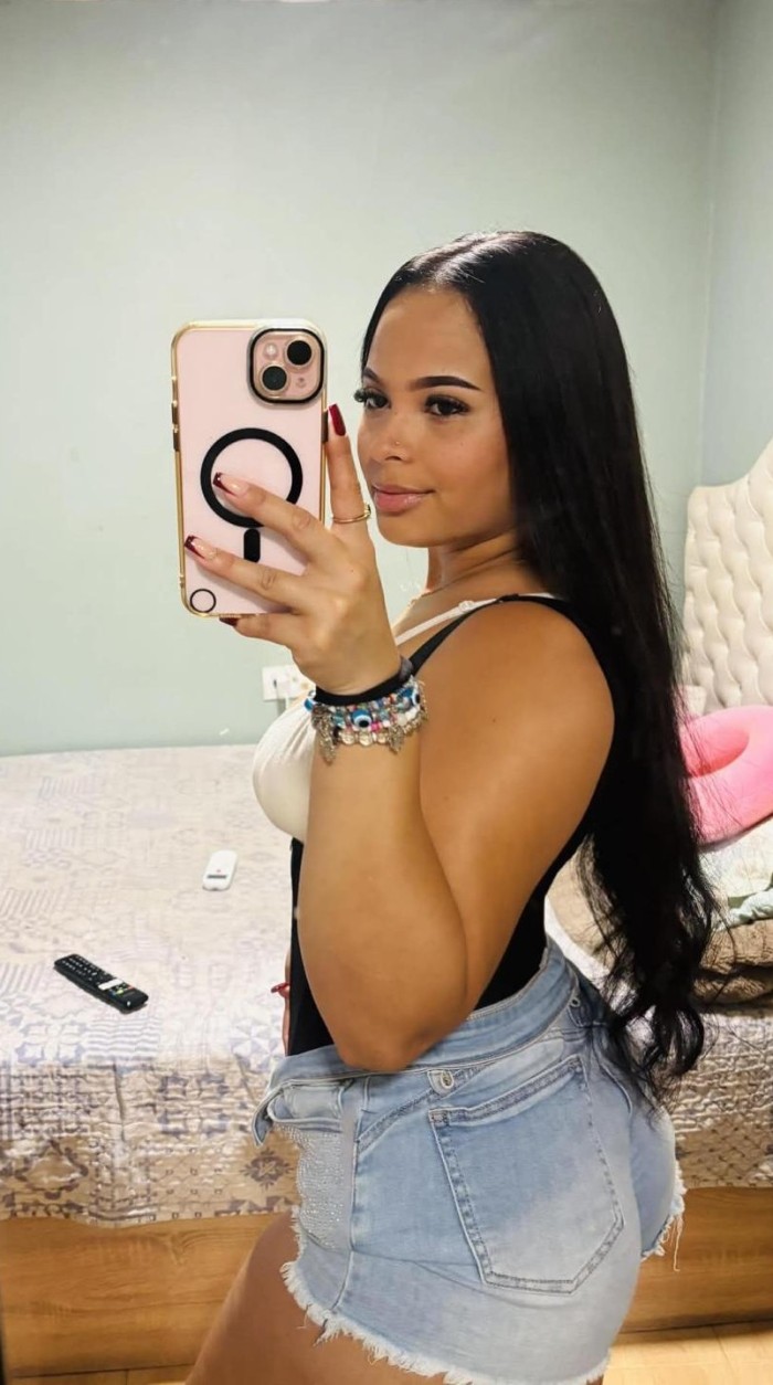 QUIERES MI RICO COÑITO EN TU CARA