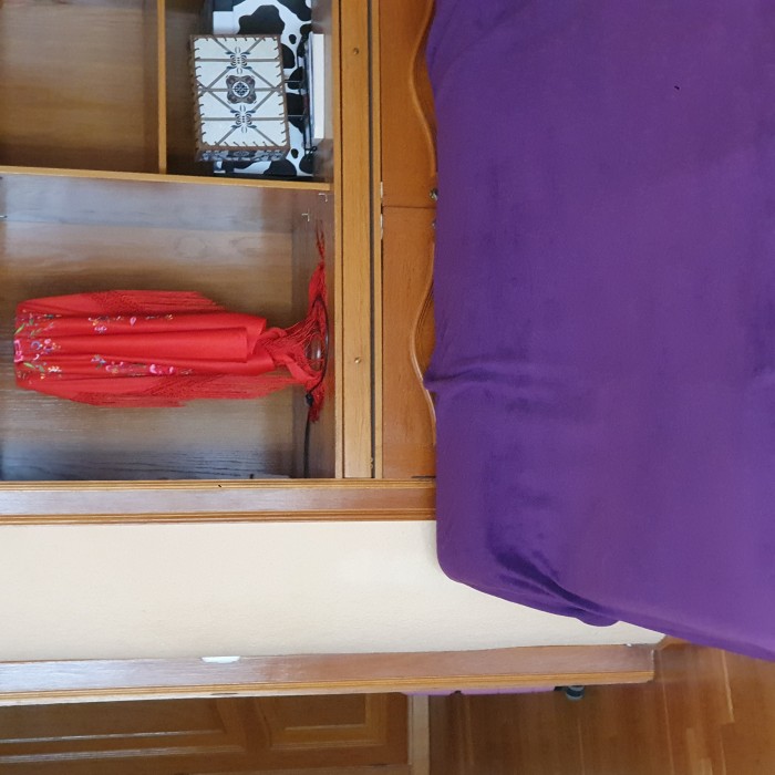 Se alquila habitación en denia