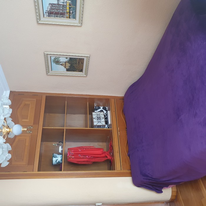 Se alquila habitación en denia