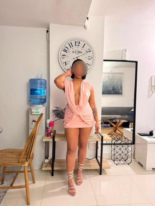 soy una hermosa chica sin tapujos