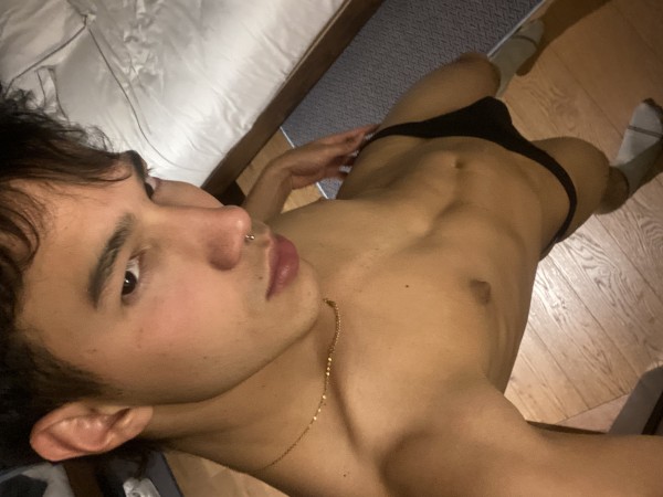 JOVEN LATINO DOTADO 23cm en tu ciudad