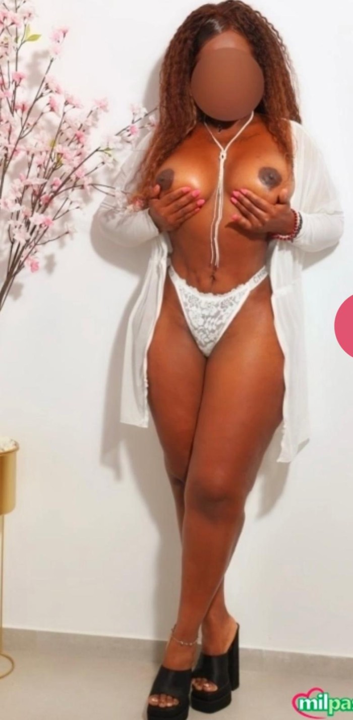 MULATA GUAPA EXOTICA y CALIENTE para el DOMINGO