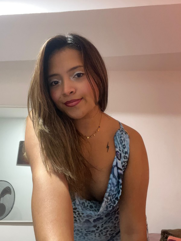 Nueva por aqui unos dias de paso fotos  reales no hay engaño aqui