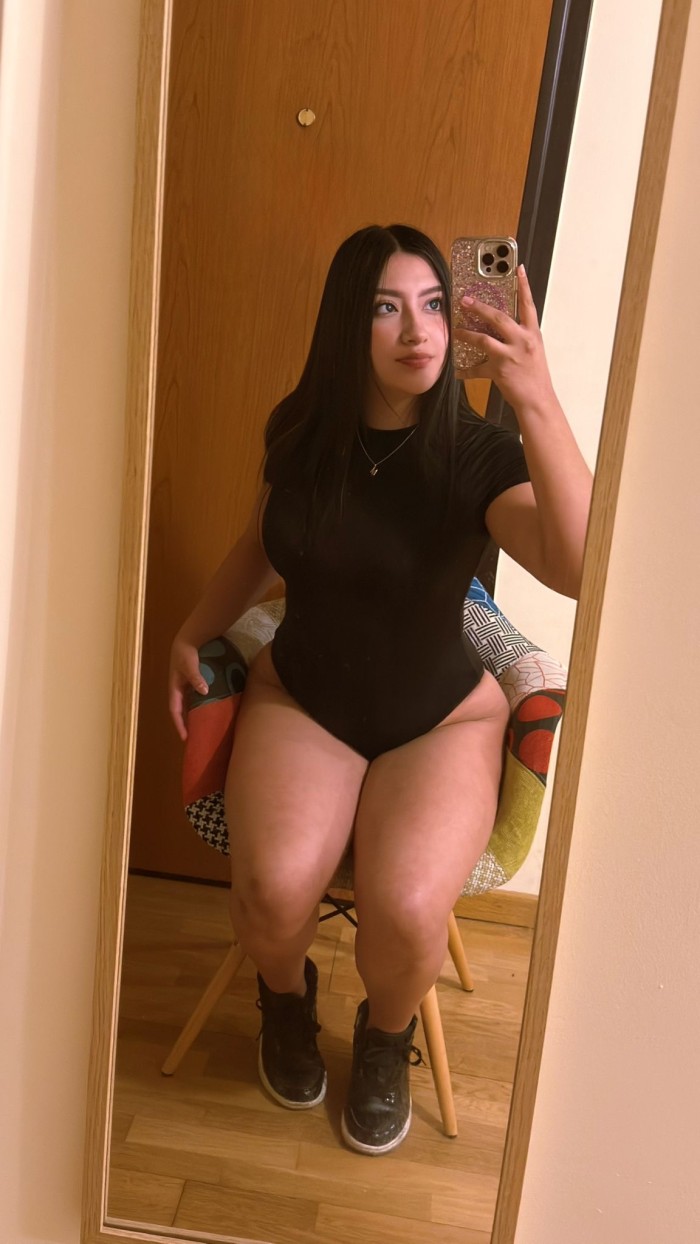 Impresionante jovencita colombiana NOVEDAD