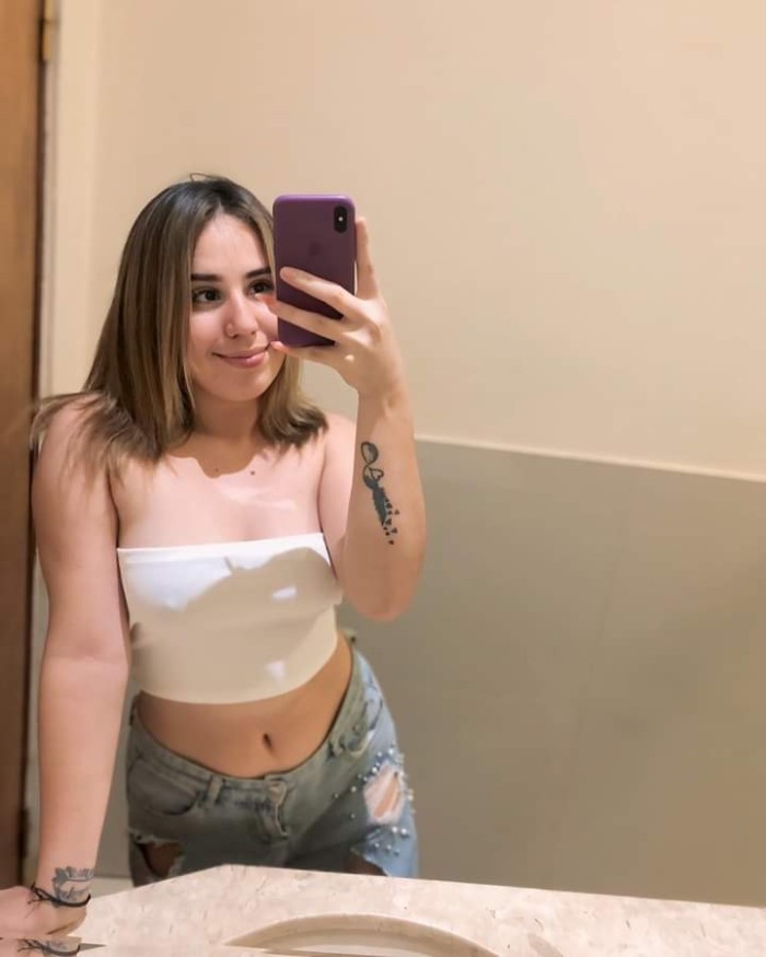 Cachonda esperandote