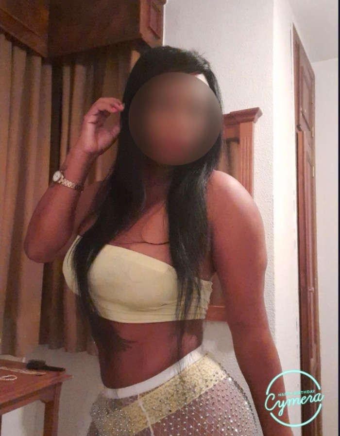 QUIERO SENTIR TU POLLA EN MI CULO Y EN MIS TETAS