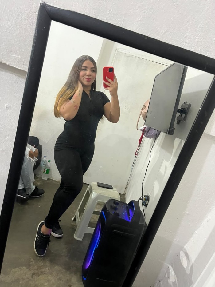 ME ENCANTA TRAGARME TODA TU RICA POLLA