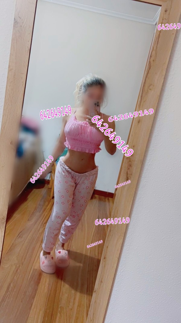 Jovencita delgadita recien llegada de foto reales puede comprobar .