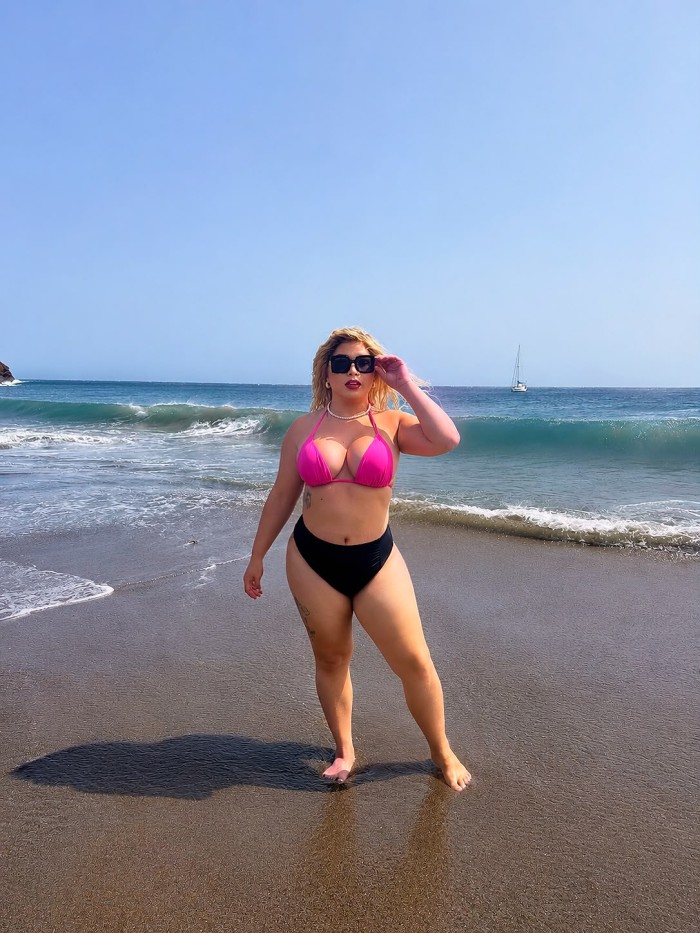 ARDIENTE CACHONDA SENSUAL DESEOSA DE SEXO