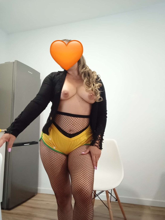 La reina de las mamadas brasileña preciosa nueva e