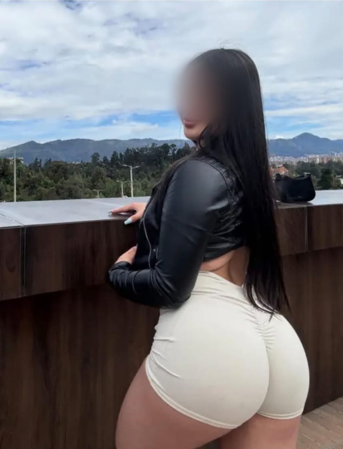 SOY UNA CHICA COMPLETA, CALIENTE, SEXY, COMPLACIEN