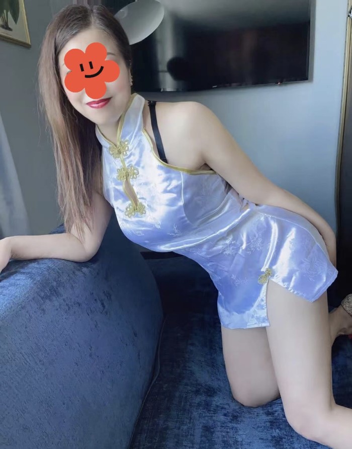 IMPRESIONANTE CHICA ASIATICA, NOVEDAD EN SANTANDER