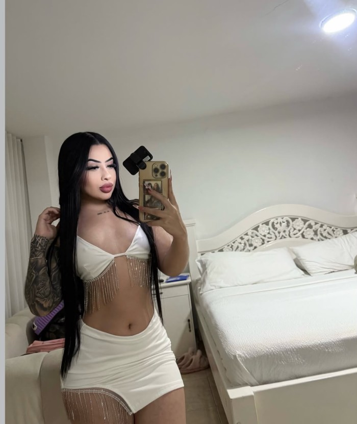 ¡¡¡NOVEDAD!!!Latina exotica universitaria