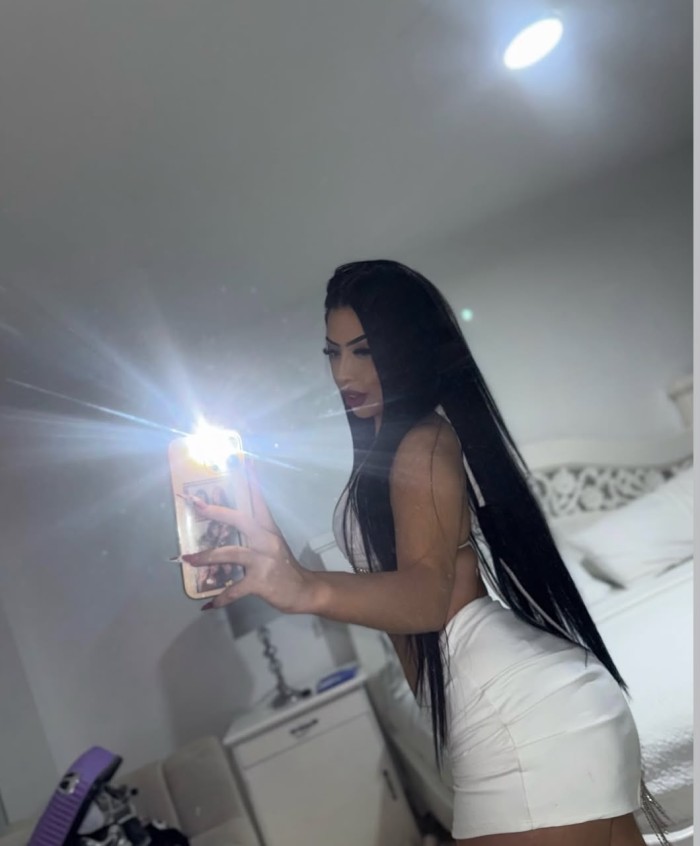 ¡¡¡NOVEDAD!!!Latina exotica universitaria