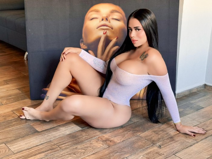 DIOSA SENSUAL EXQUISITA DESEOSA DE PLACER A TOPE