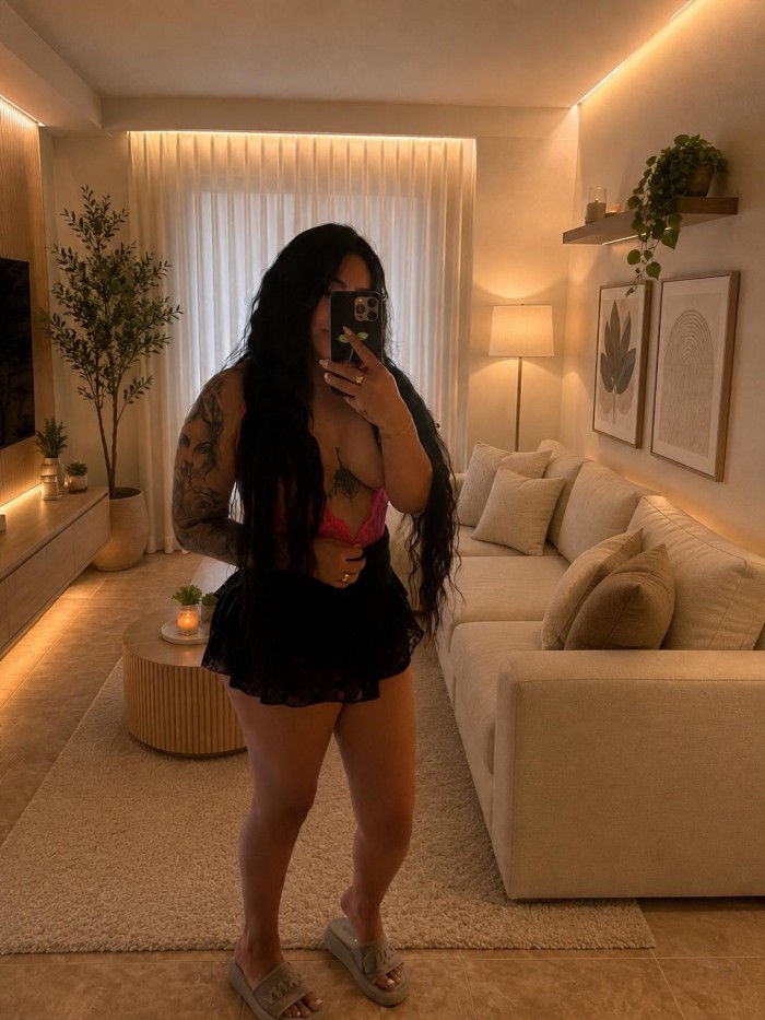 Kathia Chica alegra y fiestera