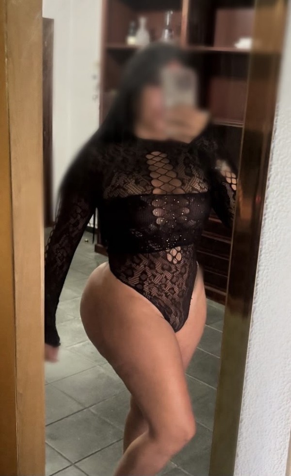 NOVEDAD ESTRELLA CHICA exclusiva CARIÑOSA, BESUCONA EN LEÓN 24H