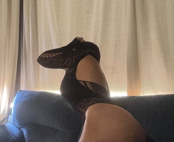 NOVEDAD ESTRELLA CHICA exclusiva CARIÑOSA, BESUCONA EN LEÓN 24H