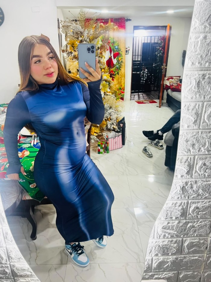 LATINA VICIOSA CON CULO ENORME