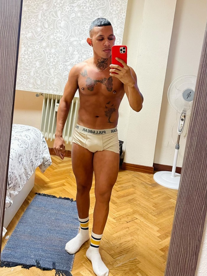 🩶CRISTIAN XL🩶MORENAZO COLOMBIANO POLLON 21CM 24HRS