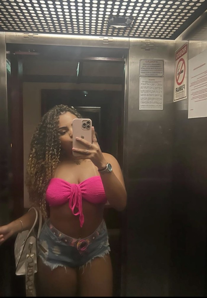 TODITA PARA TI DISCRETA Y FIESTERA EN BILBAO 24H
