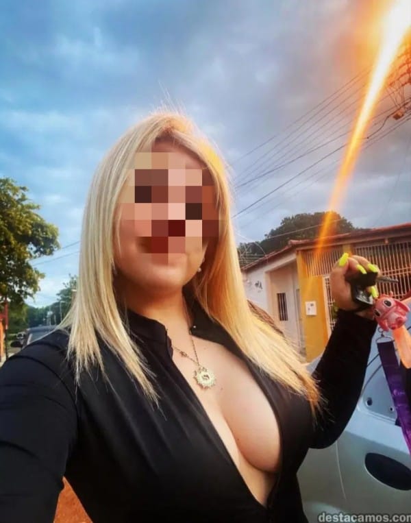 EN ROTA ESCORT ARDIENTE DESEOSA DE COMER POLLA