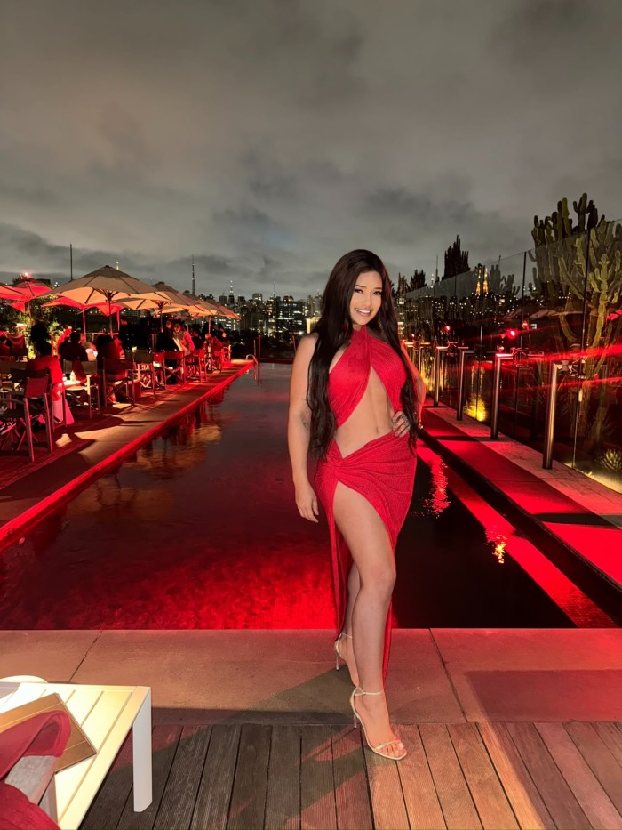 SEXY MEXICANA COMPLACIENTE EN VALLADOLID