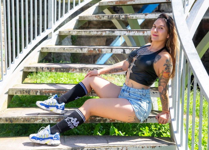 Alaia recién llegada en Ferrol festeira cachonda