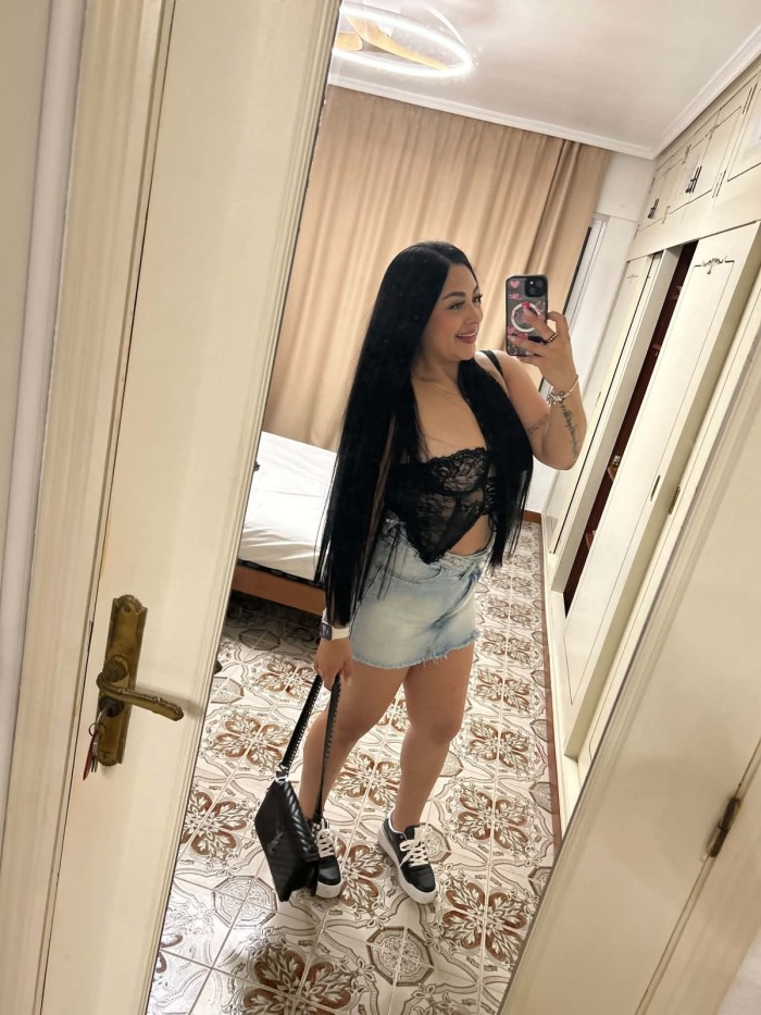 ARDIENTE APASIONADA ARDIENTE DESEOSA DE SEXO