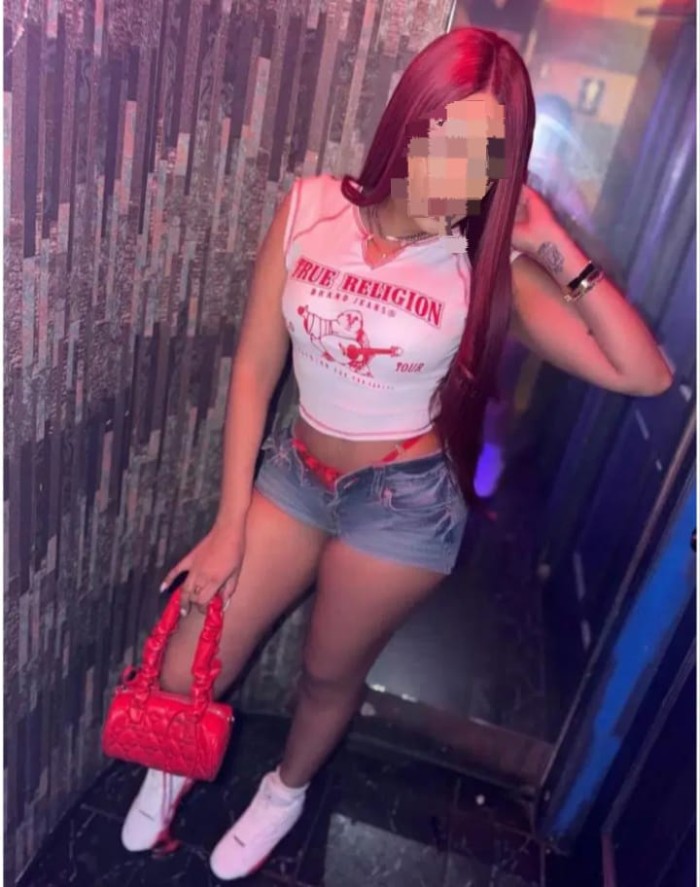 DUO DE AMIGAS SEREMOS TU ADICCION ENCANTADORAS