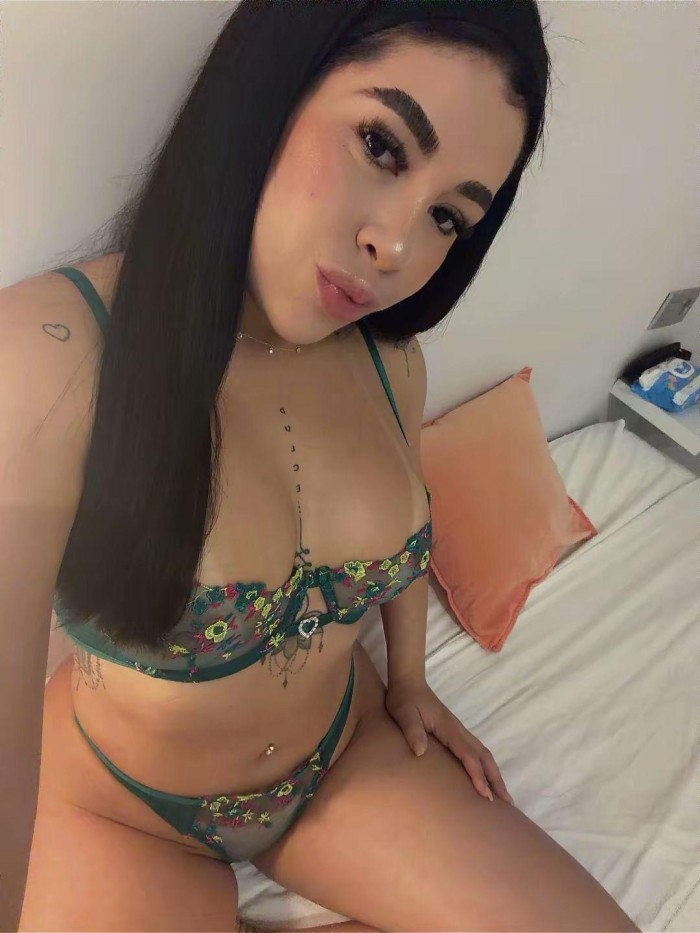 Joven colombiana en busca de buen sexo