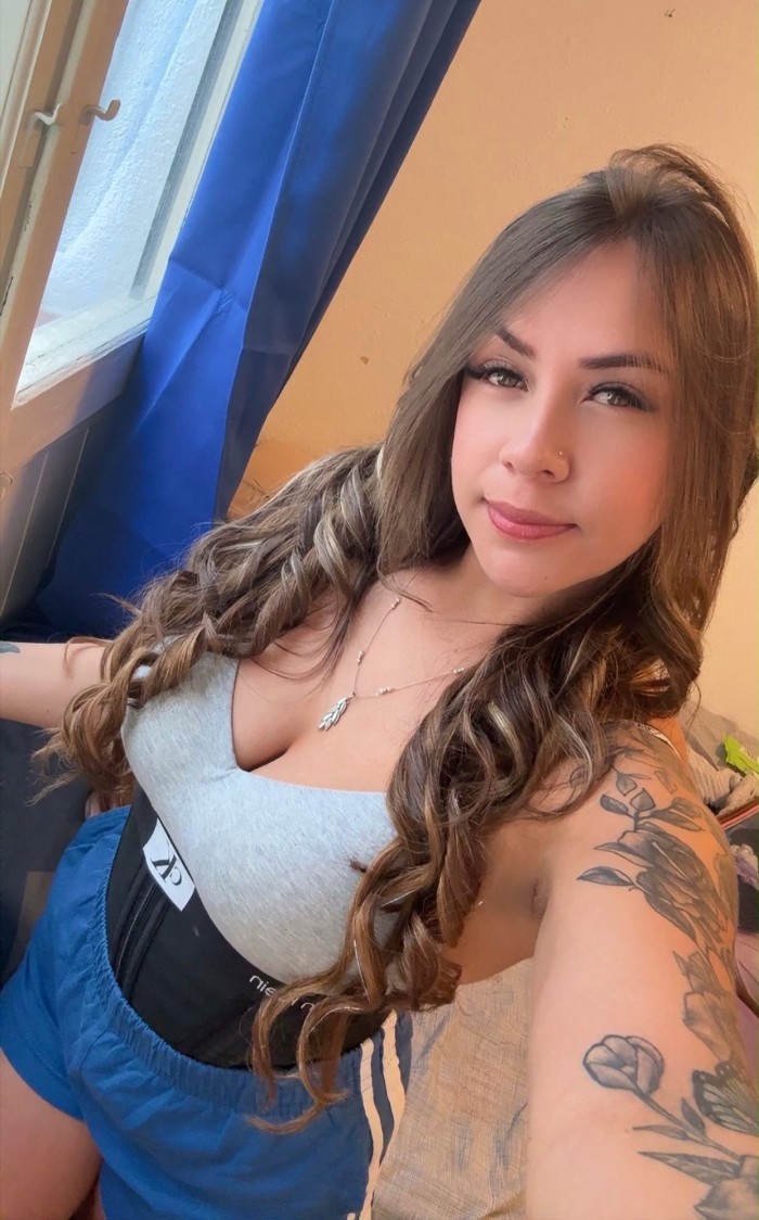 Colombiana muy Bella en Vic independiente 24h
