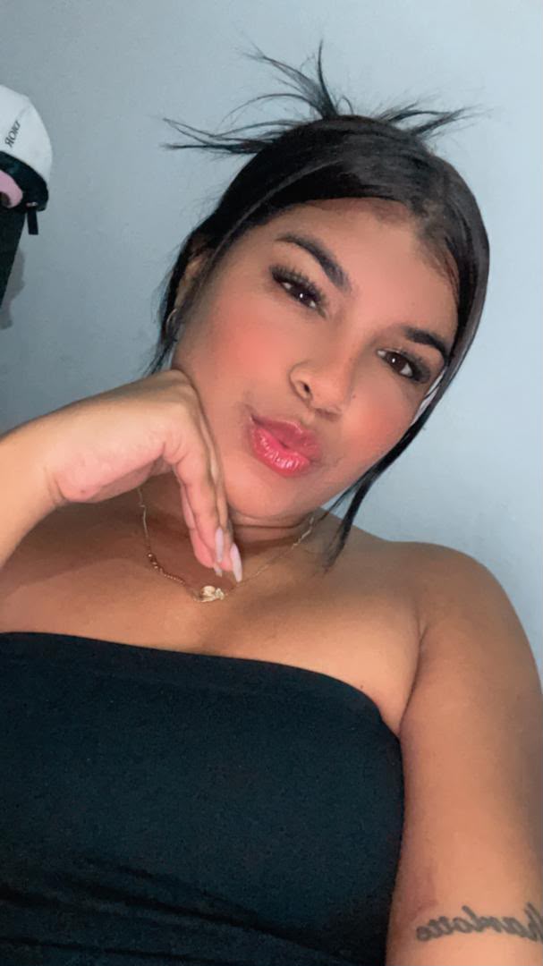 AMIGAS ARDIENTES SEXO PUROCOMPLACIENTES FIESTERA