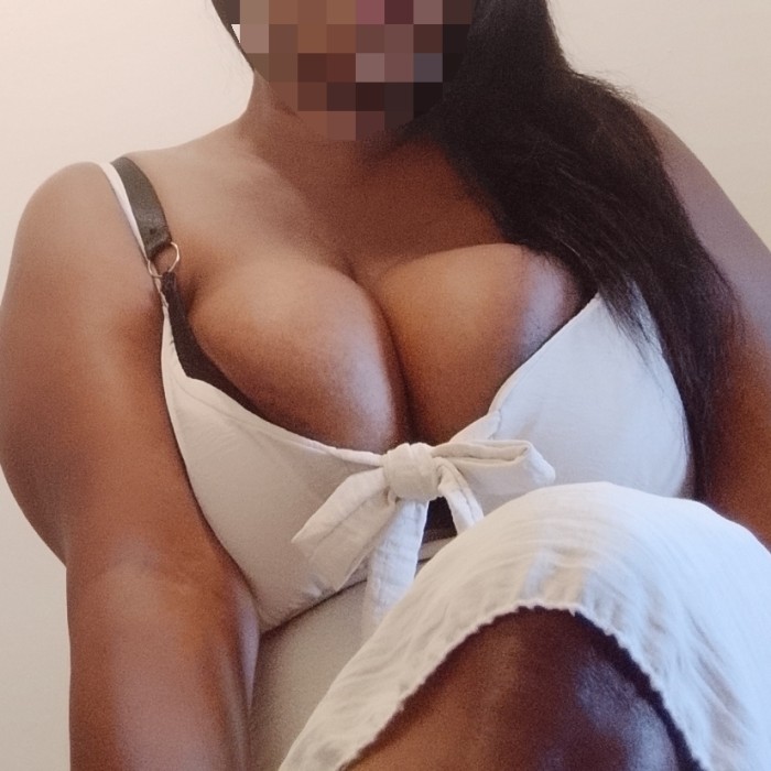 LUJURIOSA CACHONDA SEXO EN SEVILLA