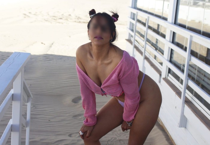 FIESTERA ARDIENTE DESEO QUE ME FOLLES MUY INTENSO