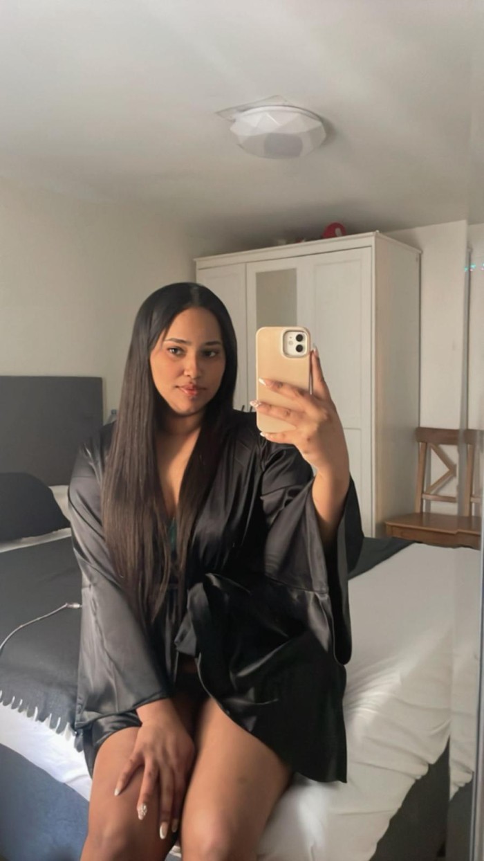 MELANY ATREVIDA FIESTERA EN PUERTO DEL CARMEN